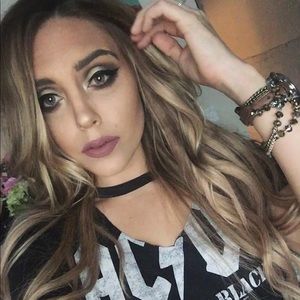 Meet your Posher, Paige